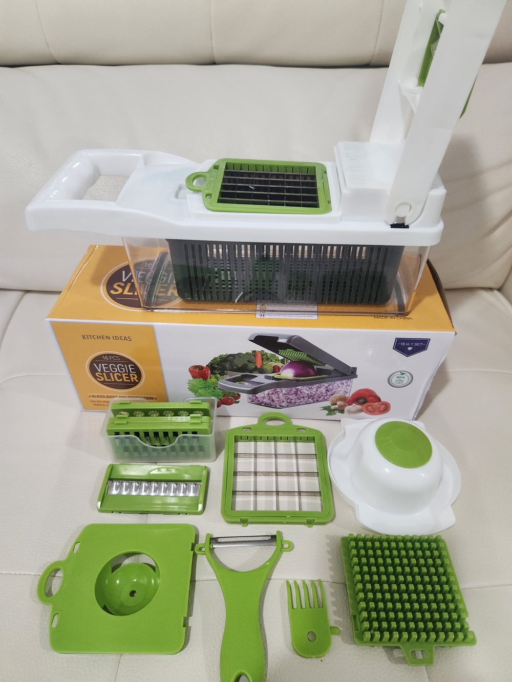 Multi-Function Vegetable Chopper with Purple Container - Picture 2 of 4